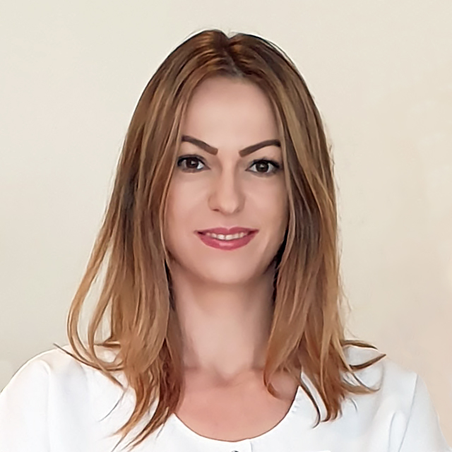 dr Andreea Clipota